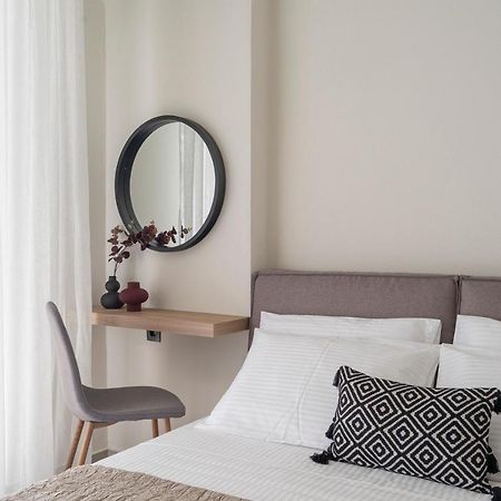 Aelia Seaside Luxury Suites Nea Karvali Exterior photo