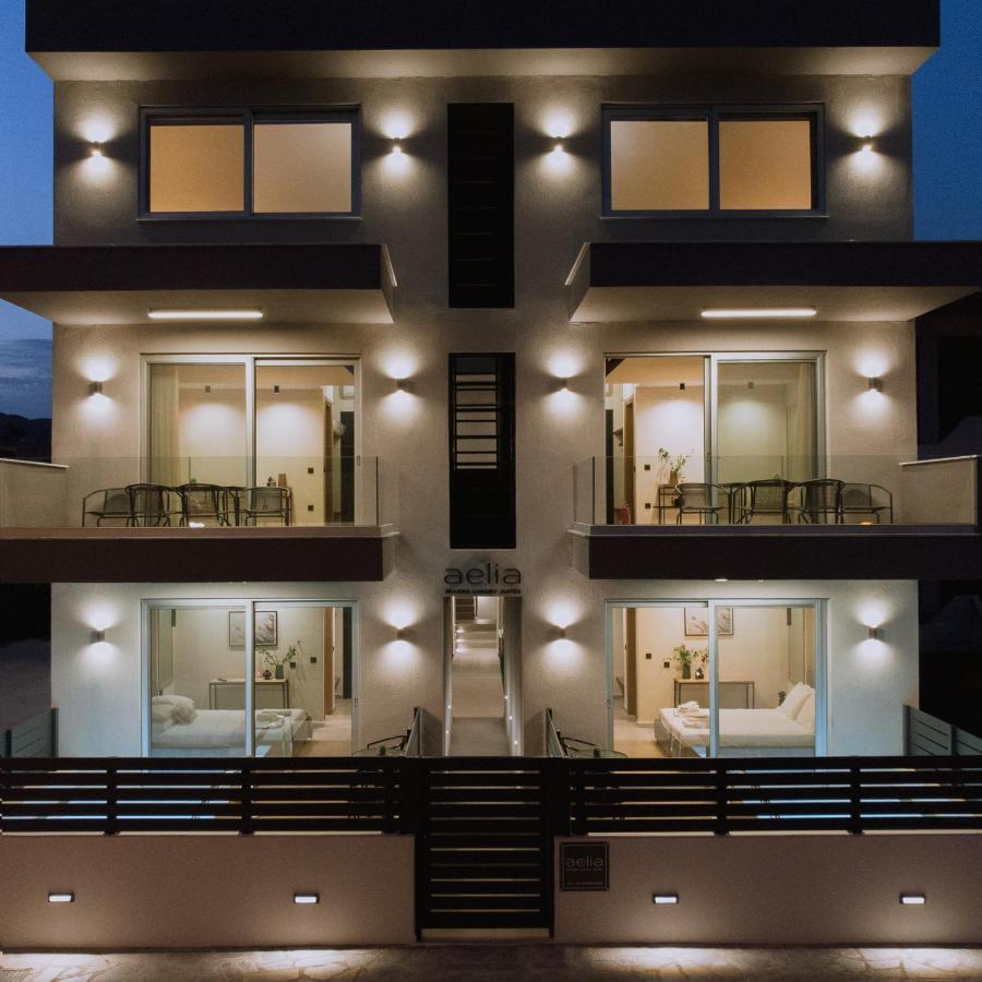 Aelia Seaside Luxury Suites Nea Karvali Exterior photo