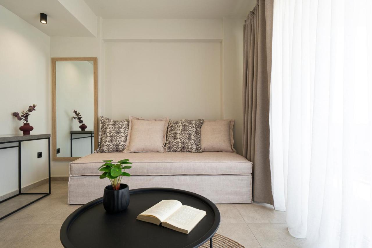 Aelia Seaside Luxury Suites Nea Karvali Exterior photo
