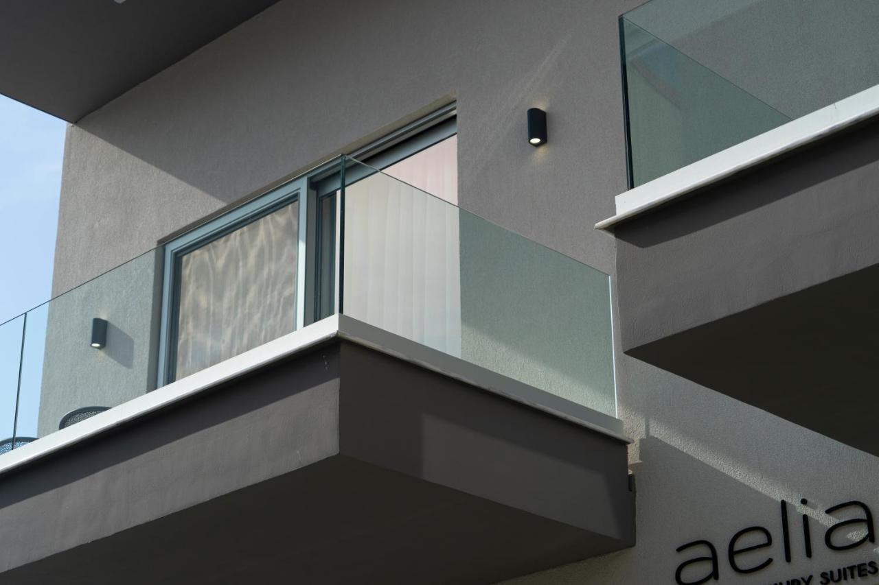Aelia Seaside Luxury Suites Nea Karvali Exterior photo