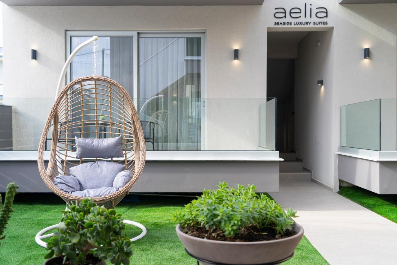 Aelia Seaside Luxury Suites Nea Karvali Exterior photo